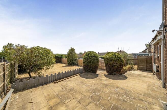 18, Mccreery Road, Sherborne photo 4