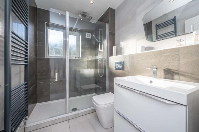 REFITTED GROUND FLOOR SHOWER ROOM