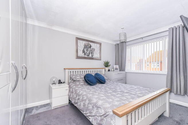 3 bed Semi-Detached for sale Image 9