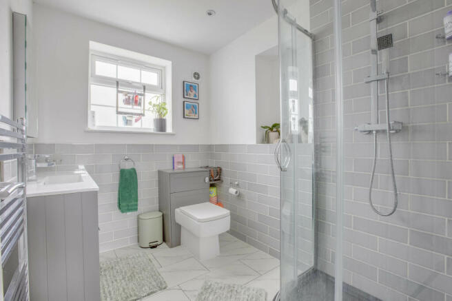 14 Stapleton Close, SL7 1TZ (LOW RES)-9