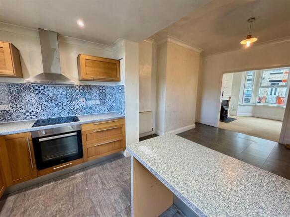3 bed Terraced for sale Image 12