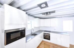 Flat 7, Sovereign House, Scout Way, Mill Hill, London NW7 3JW