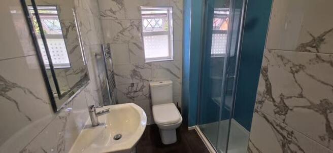 5 bed Terraced to rent Image 6