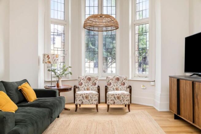 Wilbury Road 9b BAY WINDOW.jpeg