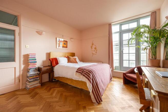 Urswick Road, E9