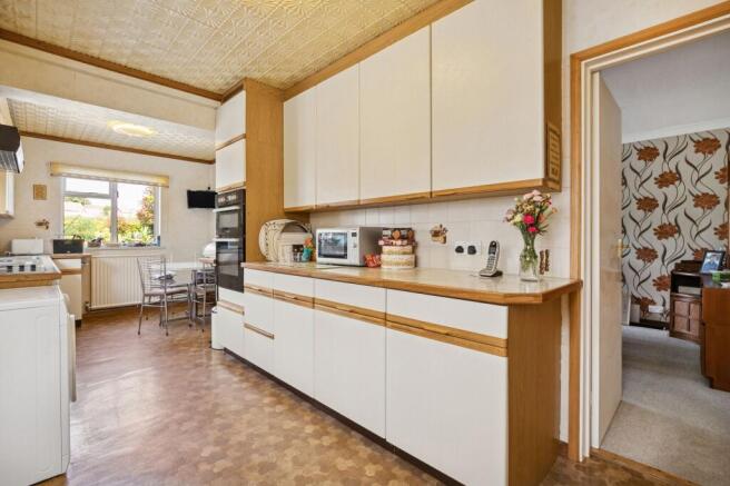 Russell Crescent, Maulden, MK45 photo 4