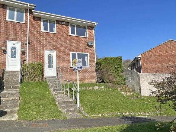 Hallerton Close 17 - New Front.jpg
