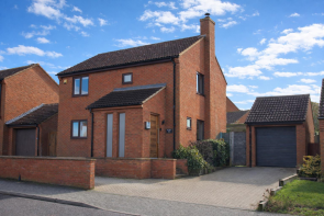 12, Thorneycroft Lane, Downhead Park, Milton Keynes MK15 9BA