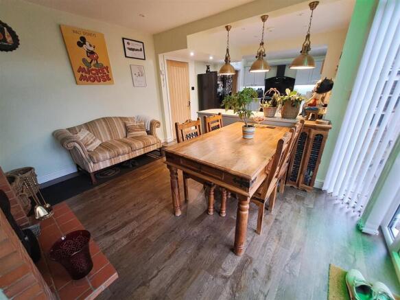 Dining Kitchen