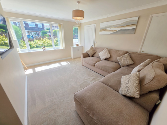 3 bed Semi-Detached for sale Image 7