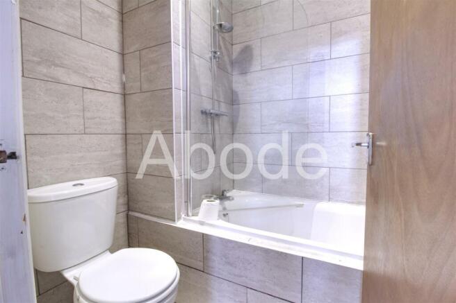 8 bed House to rent Image 5