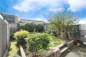 35, St Andrews Drive, Stoke-on-trent ST7 4QX