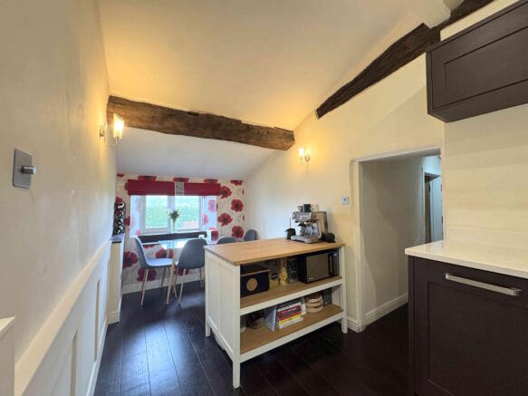 2 bed Cottage for sale Image 8