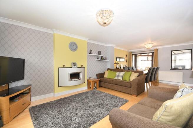 living / dining room