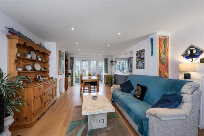 51 Collet Rd, TN15 6SJ 002.jpg