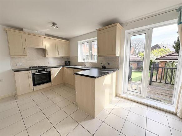 Kitchen/Breakfast Room