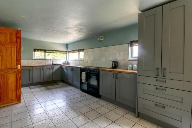 Sher - Kitchen 3