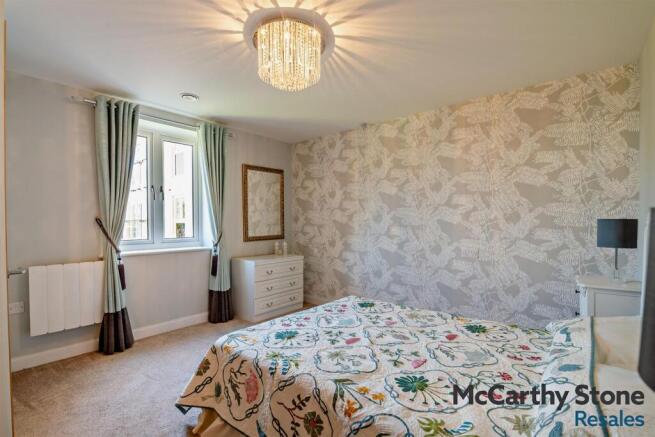 8690111-interior15-800.jpg