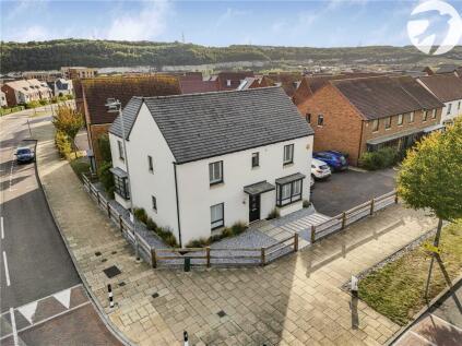 Giles Drive, Castle Hill, Ebbsfleet Valley, Swanscombe, DA10