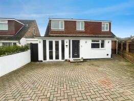 10, Royale Close, Aldershot GU11 3PT