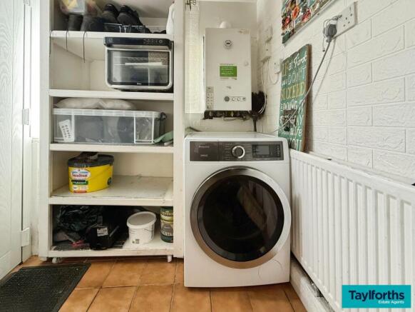 3 bed Terraced for sale Image 6