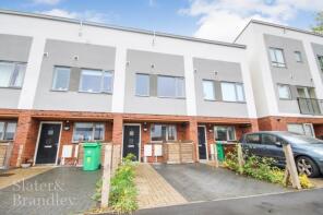 11, Tasmania Close, Nottingham NG2 2GA