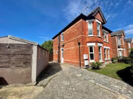 9, Heron Court Road, Bournemouth BH3 7LQ