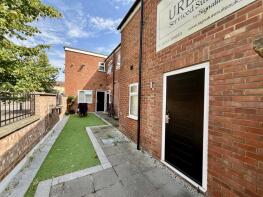 106, Lincoln Road, Peterborough PE1 2NT