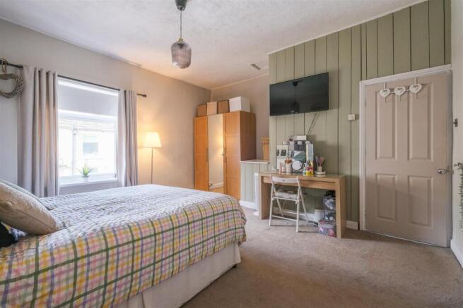 2 bed Terraced for sale Image 12