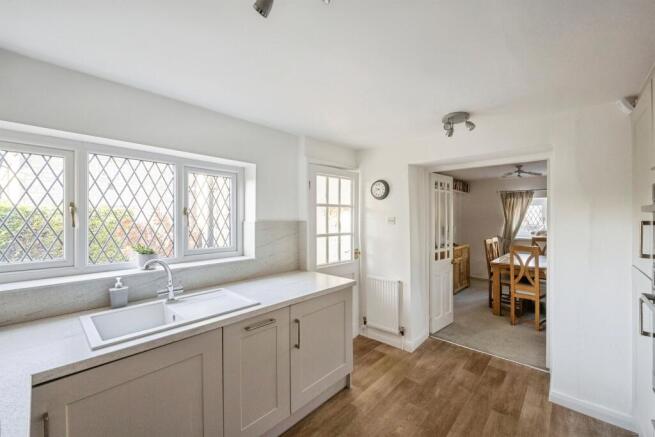 2 bed Detached for sale Image 5