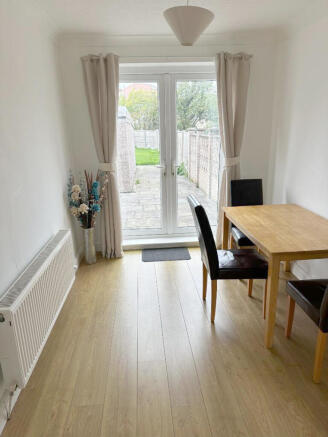 Lounge/Dining Room