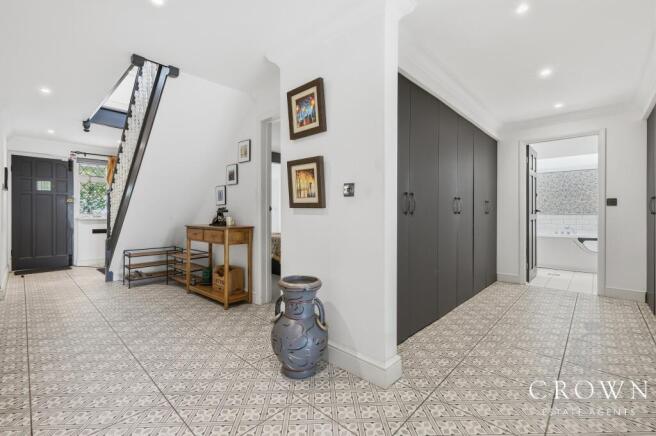Large Entrance Hallway