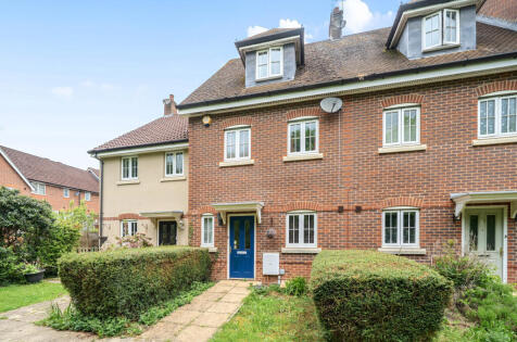 Connaught Way, Alton, Hampshire, GU34