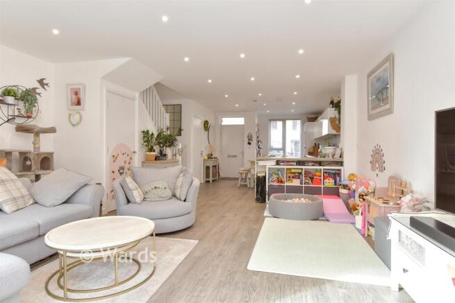 Kitchen/ Living Area