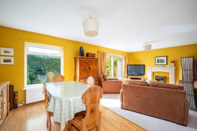 Sitting / Dining Room