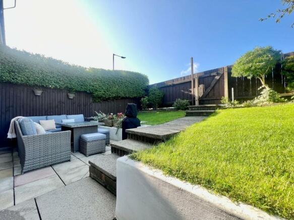 167 Foster Way 14.jpg