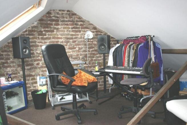 Photo 5