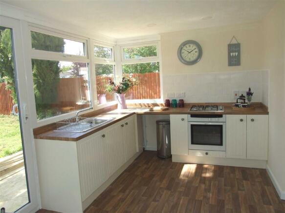 Kitchen / Breakfast Room