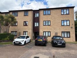 24, Chestnut Court, High Road, Vange, Basildon SS16 4UB