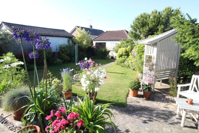 Photo 10