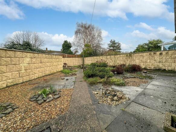 Rear Garden 274