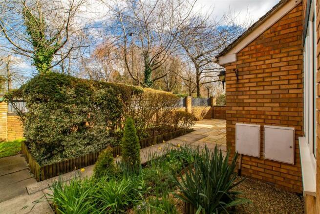 Beckgrove Close, Pengam Green, HernCrabtree (7).jp