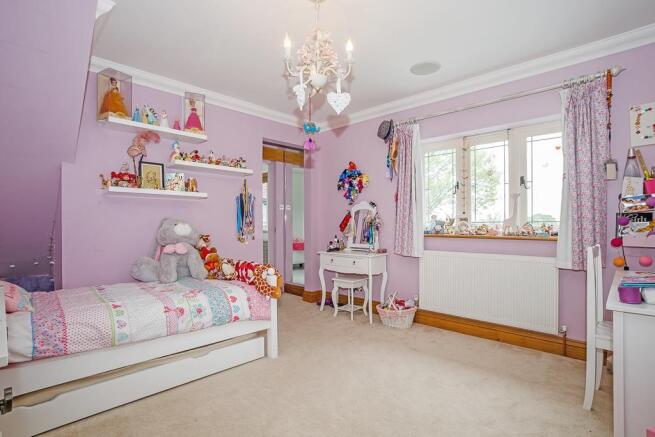 8293214-interior18.jpg