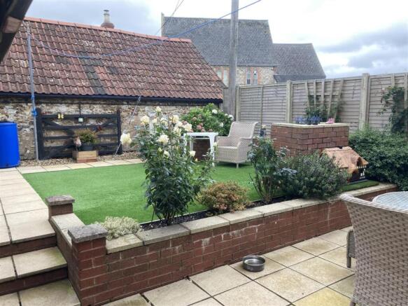 Garden 1.JPG
