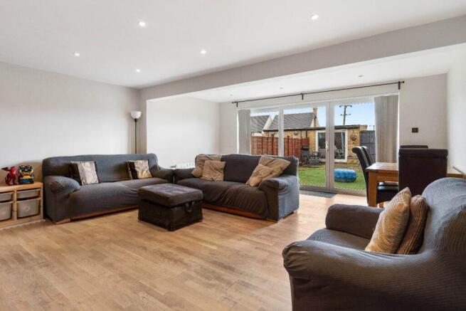 2 Moorfield 6.jpg