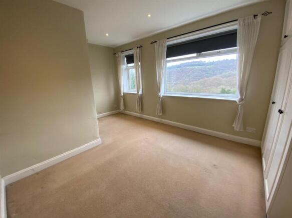 BEDROOM 3.jpg