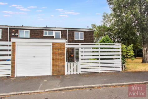 Deneway Mews, Heaton Norris SK4 2JA