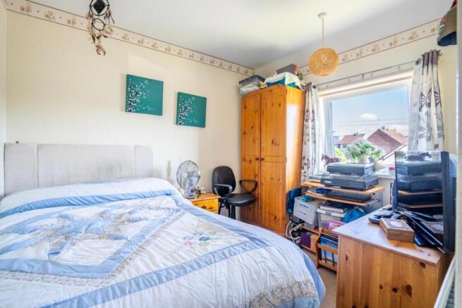 3 bed Terraced for sale Image 10