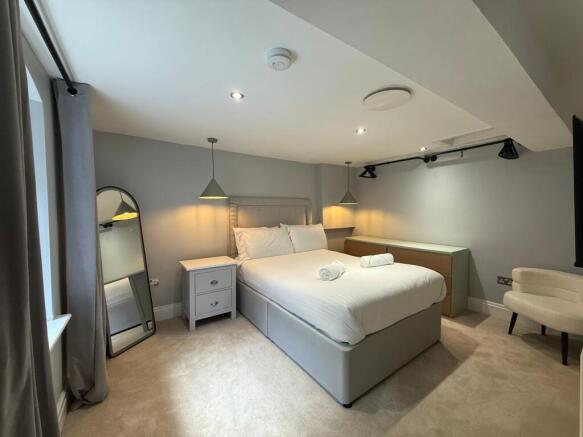 2 bed Terraced for sale Image 7