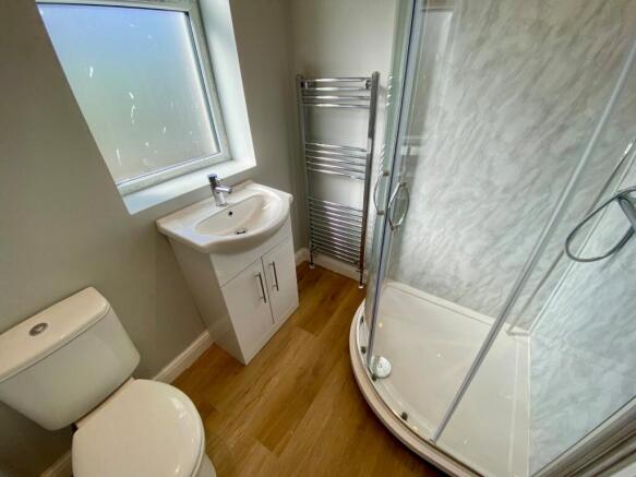 2 bed Bungalow for sale Image 6